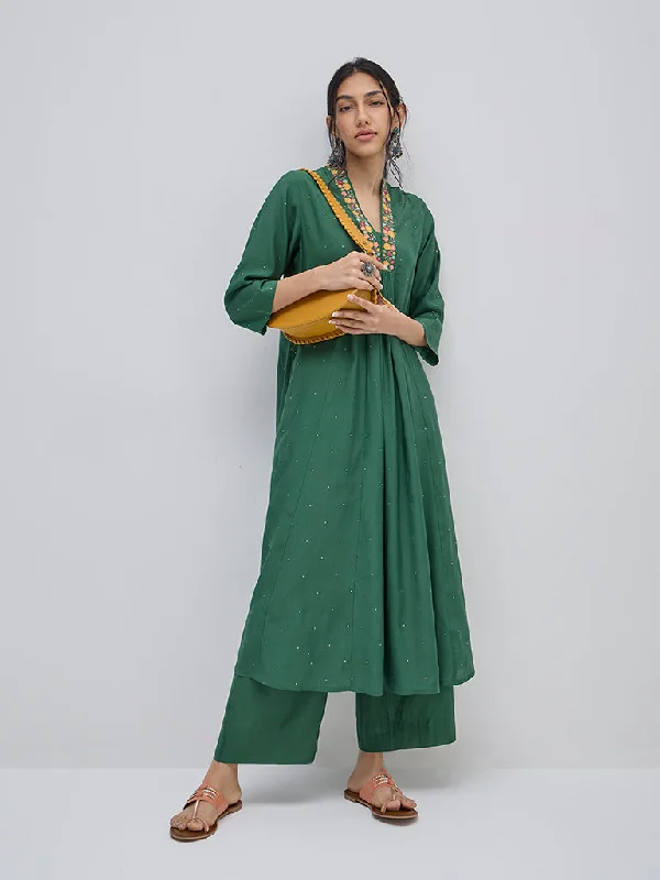 Utsa Green Floral Embroidered A-Line Kurta