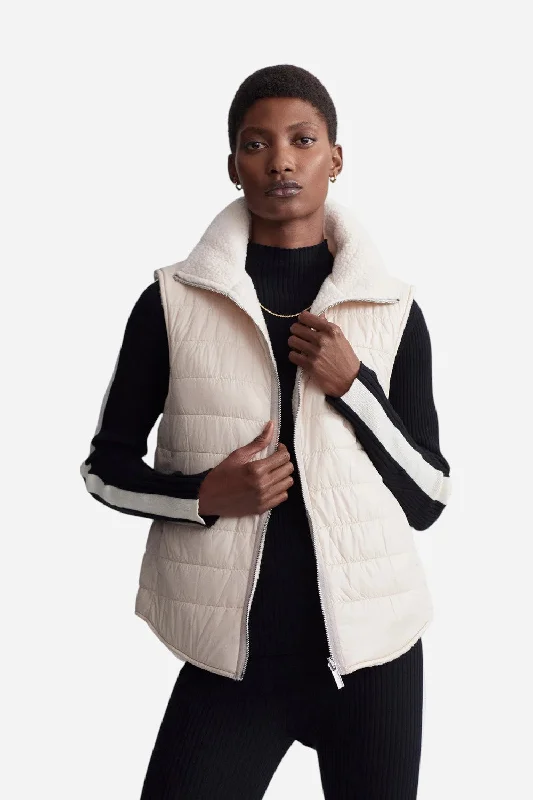 Varley Ellis 2.0 Reversible Gilet in Sandshell